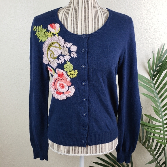 Anthropologie Karen Nicol Embroidered Floral Cardigan in Navy size L - Picture 2 of 13